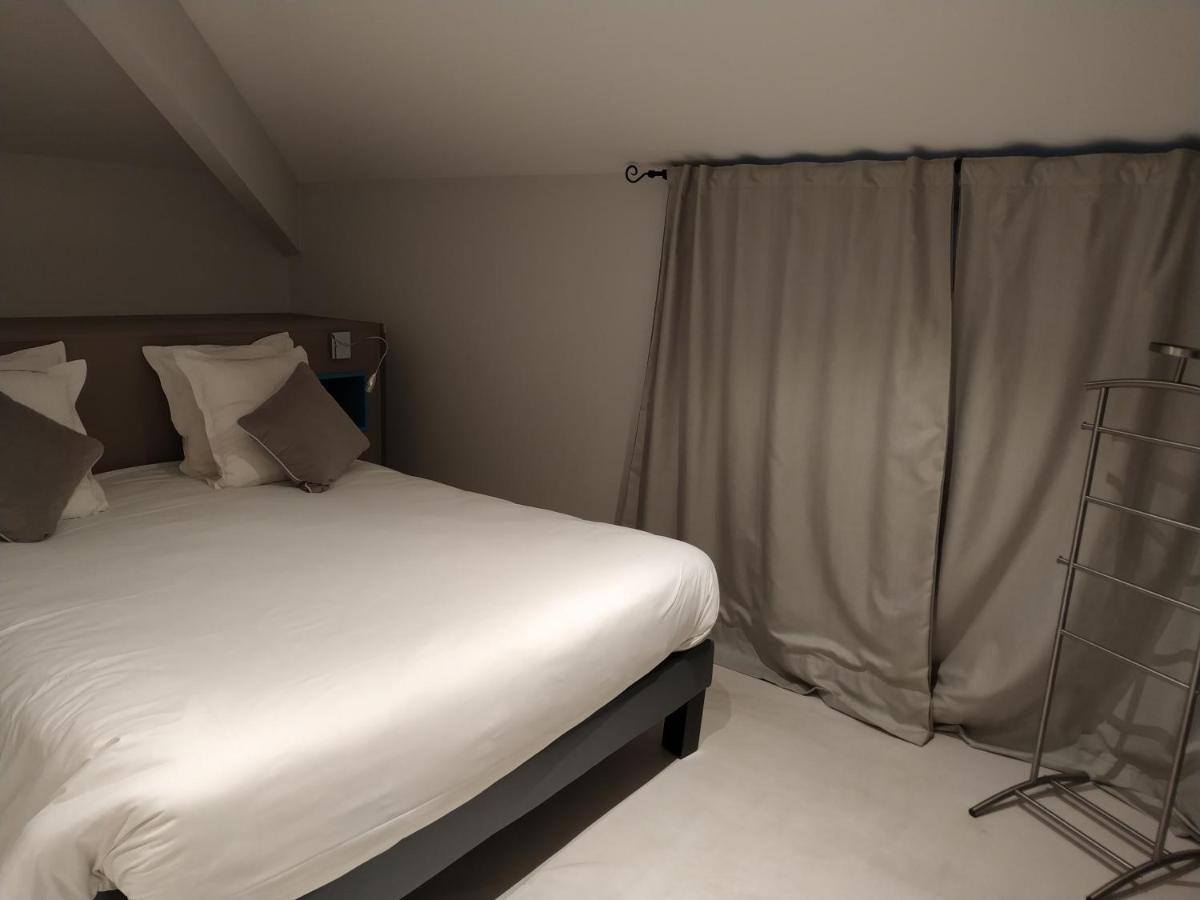 Logis Hotel Les Pages Luneville Exterior photo