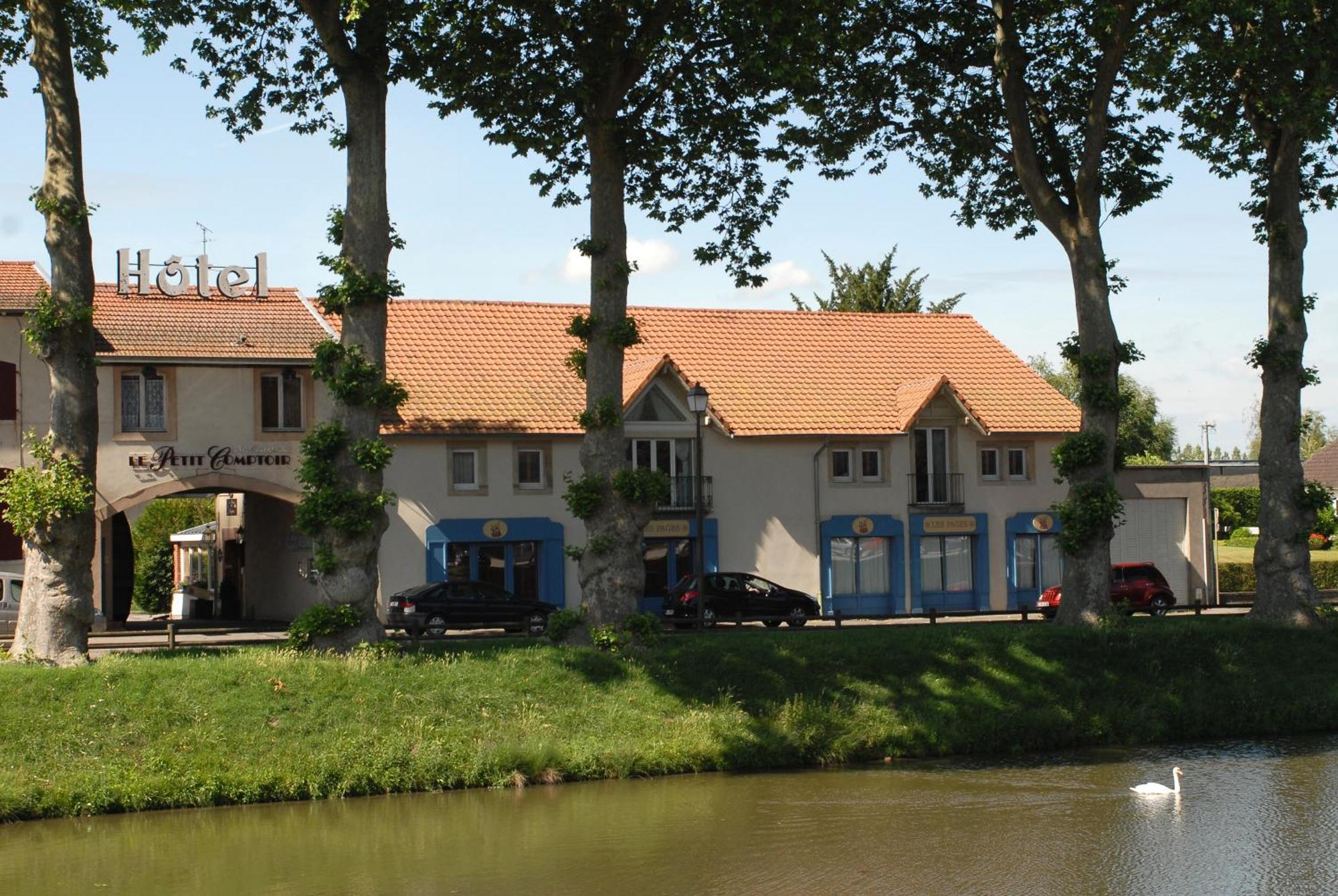 Logis Hotel Les Pages Luneville Exterior photo