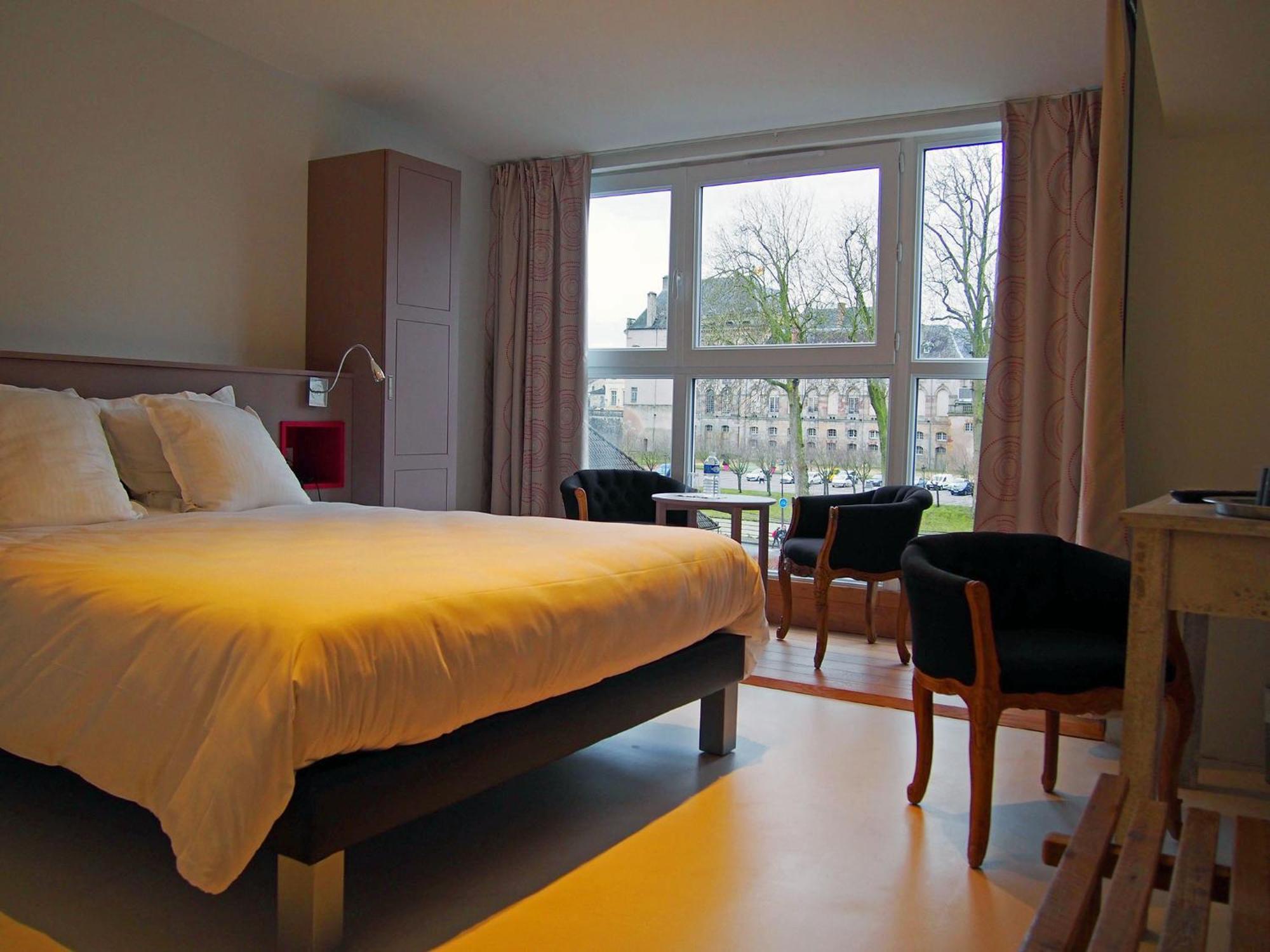 Logis Hotel Les Pages Luneville Exterior photo