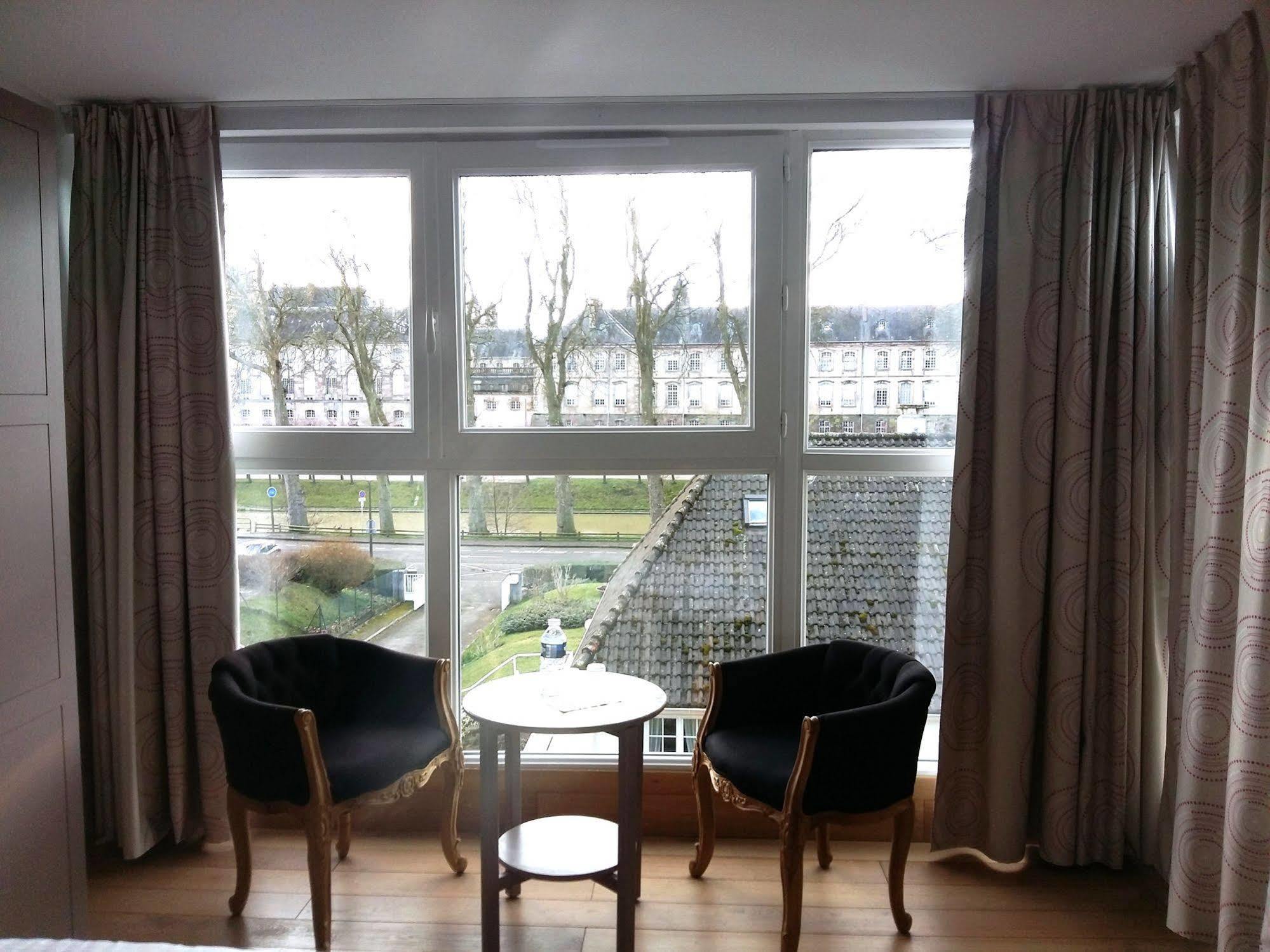 Logis Hotel Les Pages Luneville Exterior photo